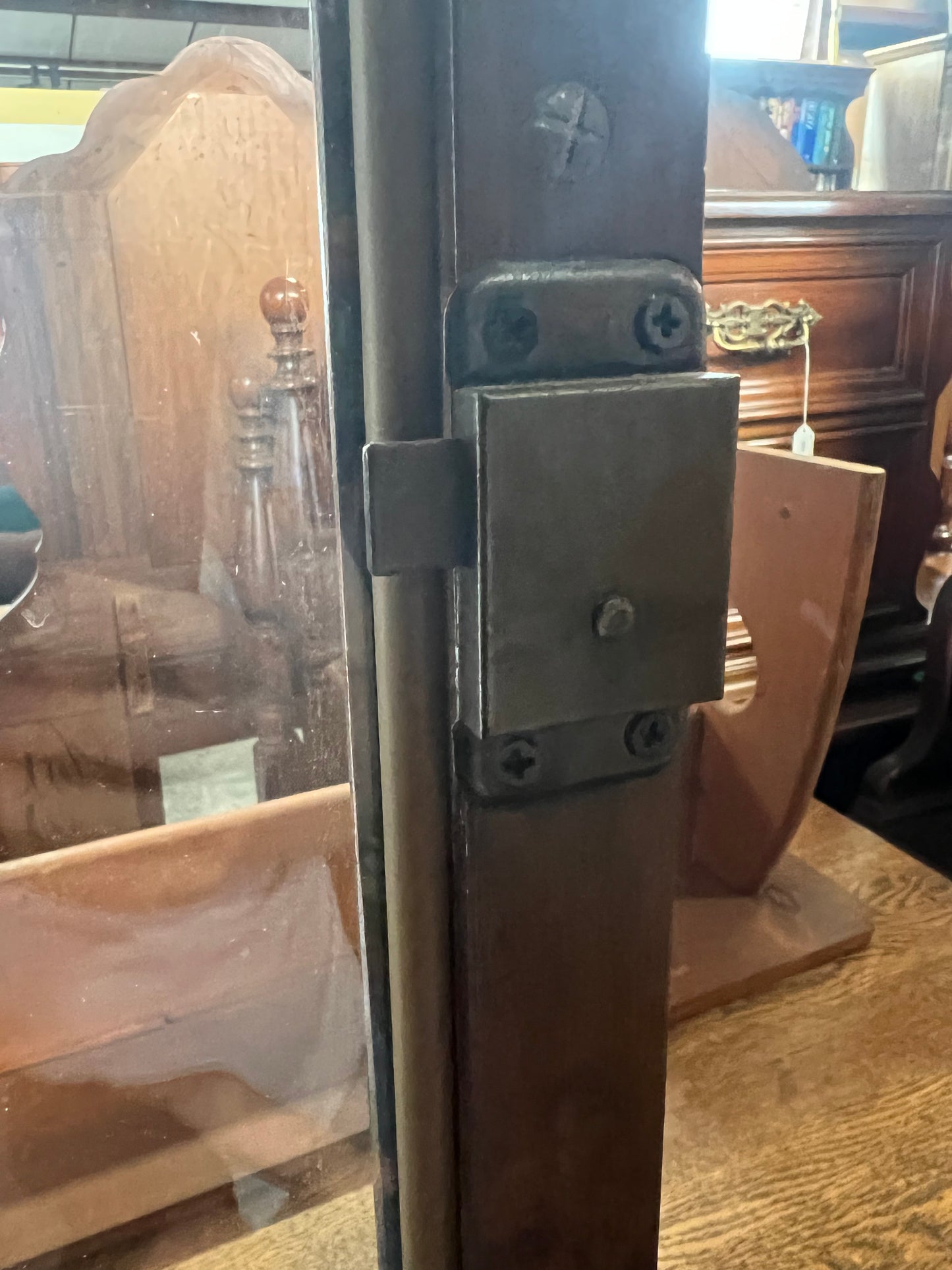 Solid Wood Locking Gun Cabinet