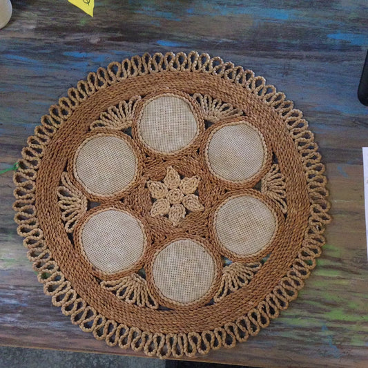 Braided 18” round placemat