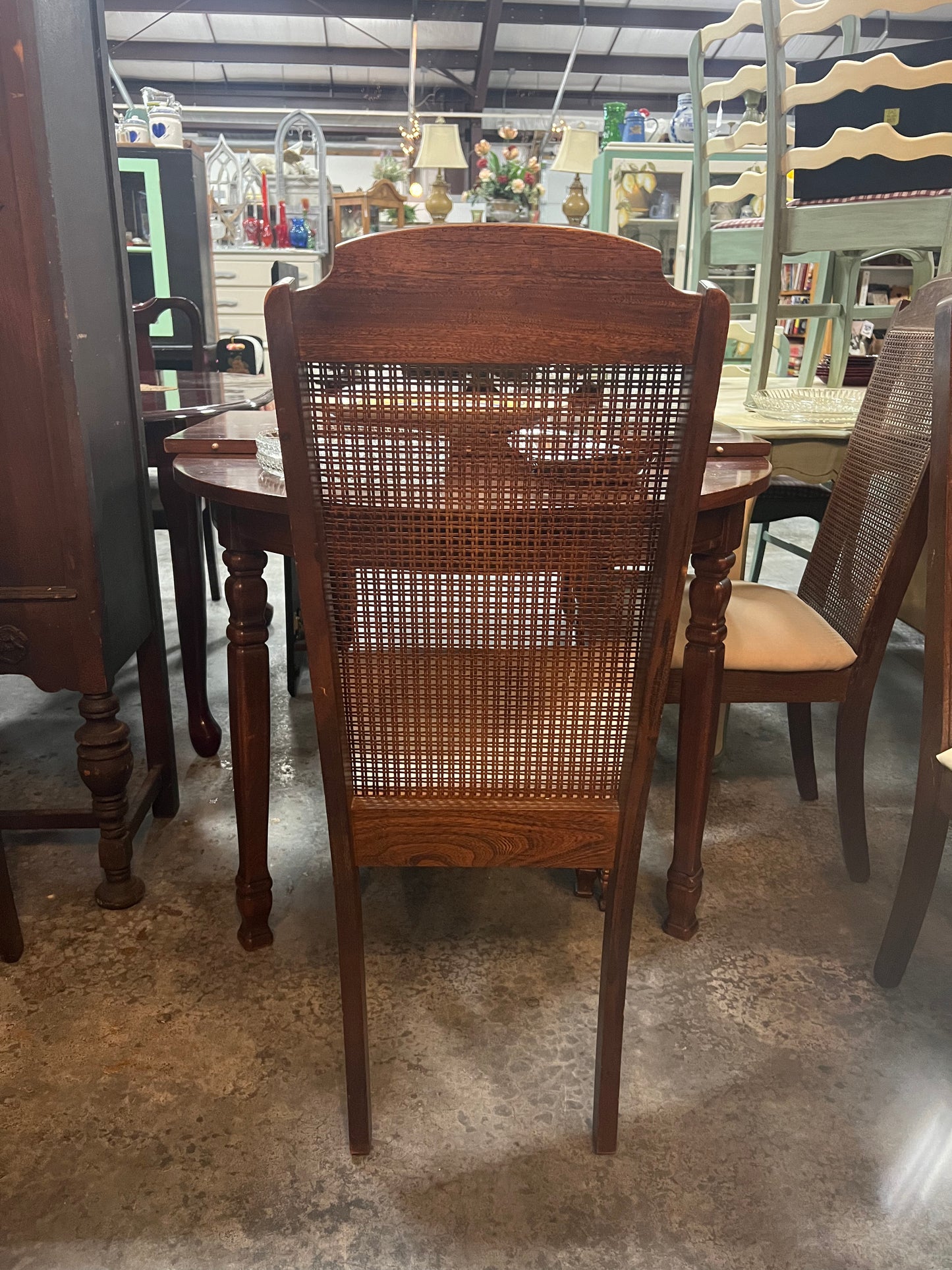 Mid Century Dining Table (With leaf and 4 chairs)