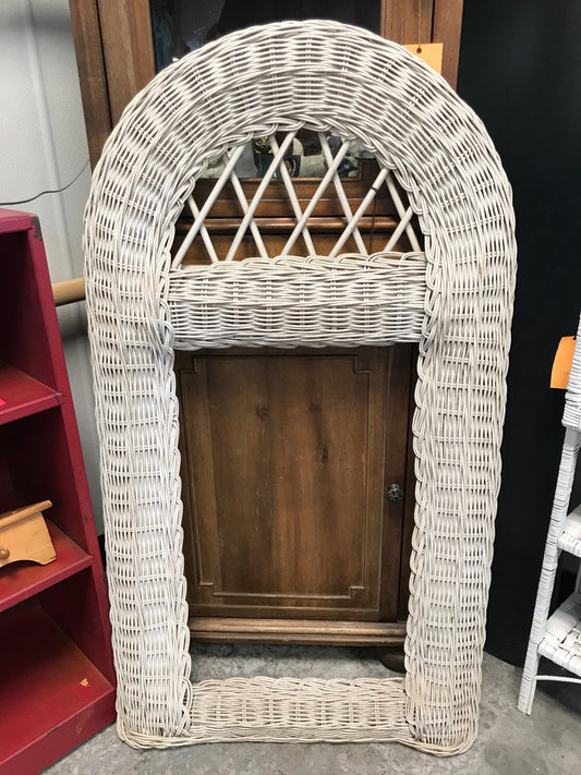 White Wicker Arched Frame